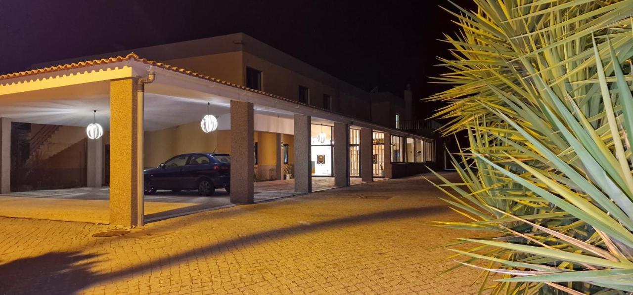 Hotel Vila Raia อิดันญา-อา-โนวา ภายนอก รูปภาพ